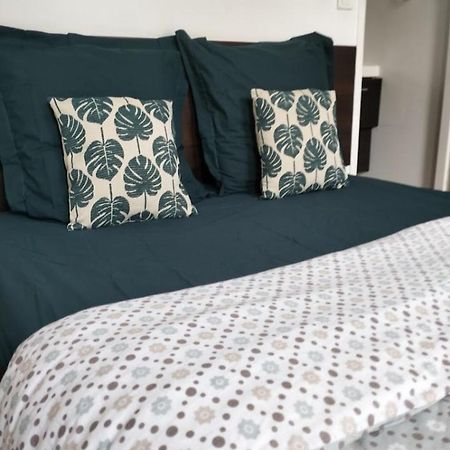 Le Domaine Bed and Breakfast Moustey Exteriör bild
